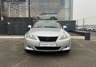Подержанный автомобиль Lexus IS Sedan 2008 года (2 фото)