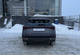 Подержанный автомобиль Omoda C5 2024 года (6 фото)