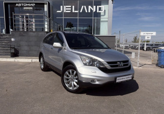 Подержанный автомобиль Honda CR-V 2011 года (3 фото)