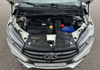 Подержанный автомобиль LADA (ВАЗ) XRAY 2019 года (13 фото)