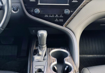 Подержанный автомобиль Toyota Camry Sedan 2020 года (11 фото)