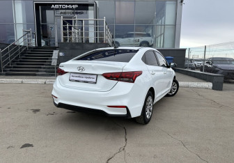 Подержанный автомобиль Hyundai Solaris Sedan 2017 года (5 фото)