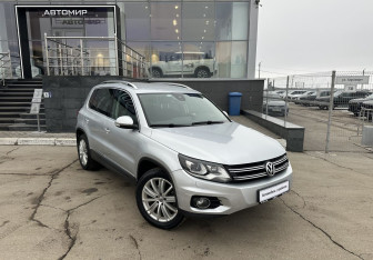Подержанный автомобиль Volkswagen Tiguan 2015 года (3 фото)