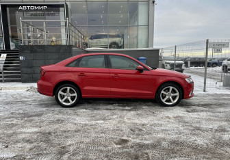 Подержанный автомобиль Audi A3 Sedan 2016 года (4 фото)
