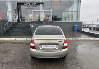 Подержанный автомобиль LADA (ВАЗ) Kalina Sedan 2007 года (6 фото)