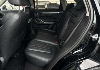 Подержанный автомобиль FAW Bestune T55 2023 года (12 фото)