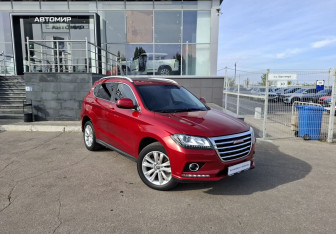Подержанный автомобиль Haval H2 2016 года (3 фото)