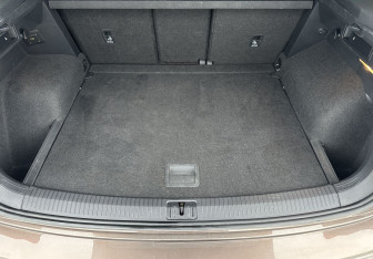 Подержанный автомобиль Volkswagen Tiguan 2017 года (15 фото)