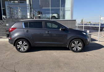 Подержанный автомобиль Kia Sportage 2013 года (4 фото)
