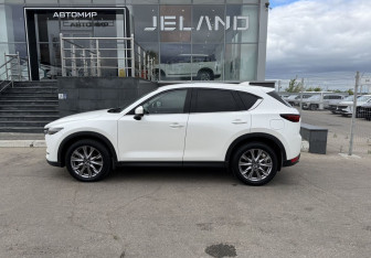 Подержанный автомобиль Mazda CX-5 2019 года (8 фото)