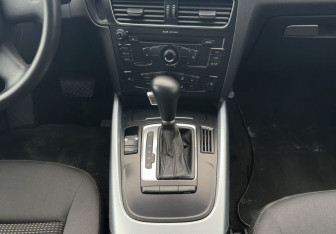 Подержанный автомобиль Audi Q5 2012 года (11 фото)
