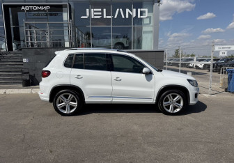 Подержанный автомобиль Volkswagen Tiguan 2015 года (4 фото)