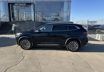 Подержанный автомобиль Exeed TXL 2023 года (8 фото)