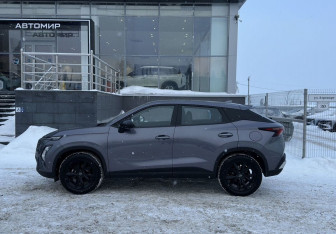 Подержанный автомобиль Omoda C5 2024 года (8 фото)