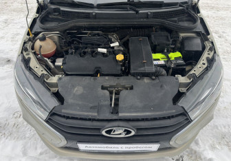 Подержанный автомобиль LADA (ВАЗ) Vesta Wagon 2019 года (13 фото)