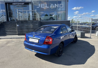 Подержанный автомобиль Lifan Solano 2012 года (5 фото)