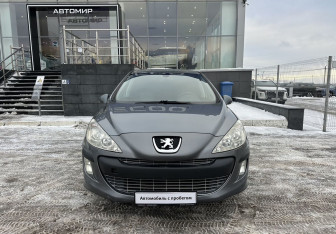 Подержанный автомобиль Peugeot 308 Hatchback 2010 года (2 фото)