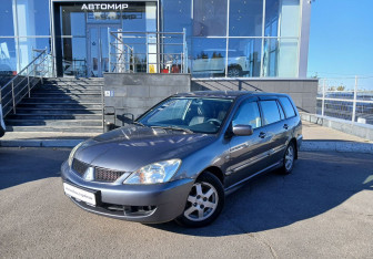 Подержанный автомобиль Mitsubishi Lancer Wagon 2008 года (1 фото)