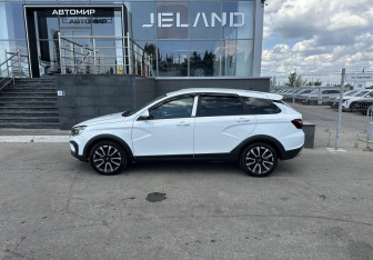 Подержанный автомобиль LADA (ВАЗ) Vesta Wagon 2024 года (8 фото)