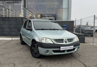 Подержанный автомобиль Renault Logan Sedan 2007 года (3 фото)