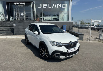 Подержанный автомобиль Renault Logan Sedan 2019 года (3 фото)