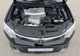 Подержанный автомобиль Toyota Camry Sedan 2015 года (13 фото)