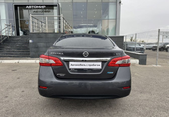 Подержанный автомобиль Nissan Sentra Sedan 2015 года (6 фото)