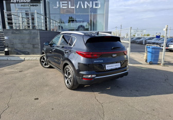 Подержанный автомобиль Kia Sportage 2021 года (7 фото)
