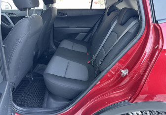 Подержанный автомобиль Hyundai Creta 2018 года (12 фото)