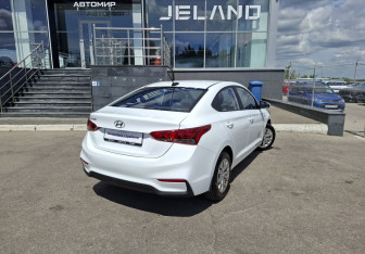 Подержанный автомобиль Hyundai Solaris Sedan 2017 года (5 фото)