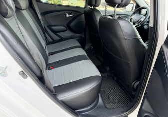 Подержанный автомобиль Hyundai ix35 2012 года (12 фото)