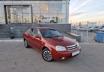 Подержанный автомобиль Chevrolet Lacetti Sedan 2008 года (3 фото)