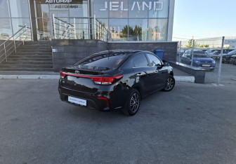 Подержанный автомобиль Kia Rio Sedan 2018 года (5 фото)