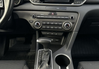 Подержанный автомобиль Kia Sportage 2019 года (11 фото)