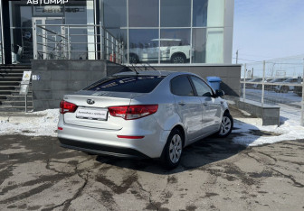 Подержанный автомобиль Kia Rio Sedan 2016 года (5 фото)