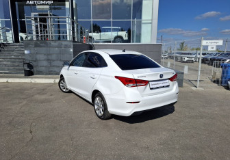 Подержанный автомобиль Changan Alsvin 2023 года (7 фото)