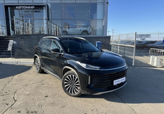 Подержанный автомобиль Exeed TXL 2023 года (3 фото)