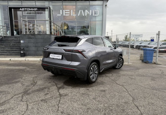 Подержанный автомобиль Jetour Dashing 2024 года (5 фото)