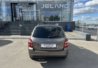 Подержанный автомобиль LADA (ВАЗ) Kalina Wagon 2013 года (6 фото)