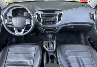 Подержанный автомобиль Hyundai Creta 2016 года (10 фото)