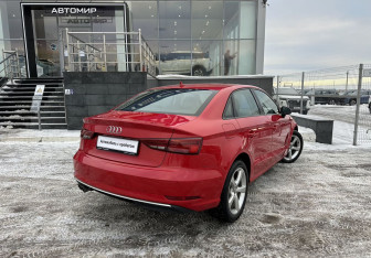 Подержанный автомобиль Audi A3 Sedan 2016 года (5 фото)