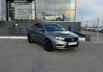 Подержанный автомобиль LADA (ВАЗ) Vesta Sedan 2016 года (3 фото)